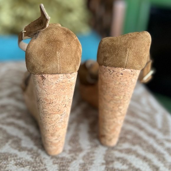 JIMMY CHOO wedges brown suede ankle strap wedges - Picture 10 of 13